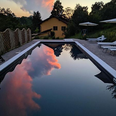 Cascina Ghitin Relais Pensionat Asti Exteriör bild